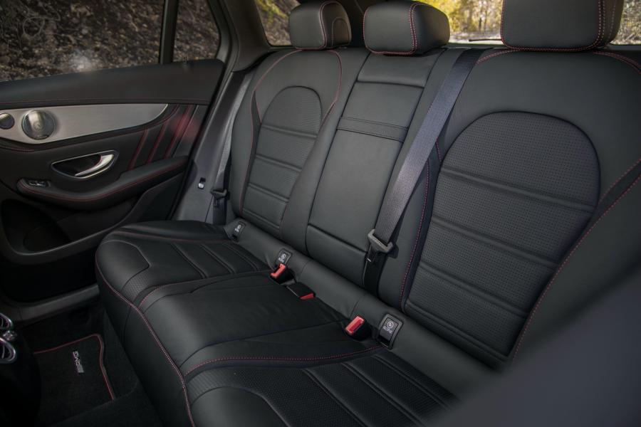 Интерьер Mercedes-AMG GLC43 4Matic 2016 года  (NA) (фото 17 из 20)
